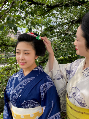 アールヌーボー　紺