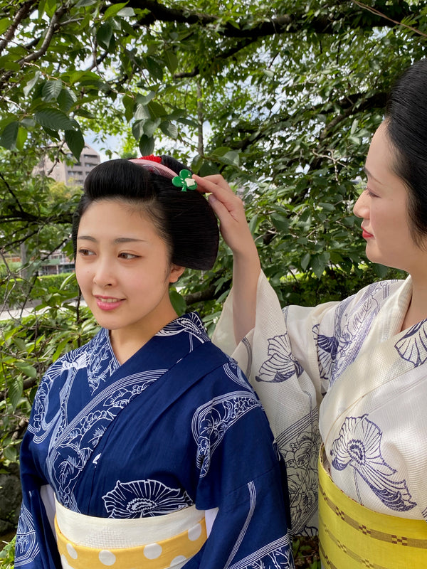 アールヌーボー　紺